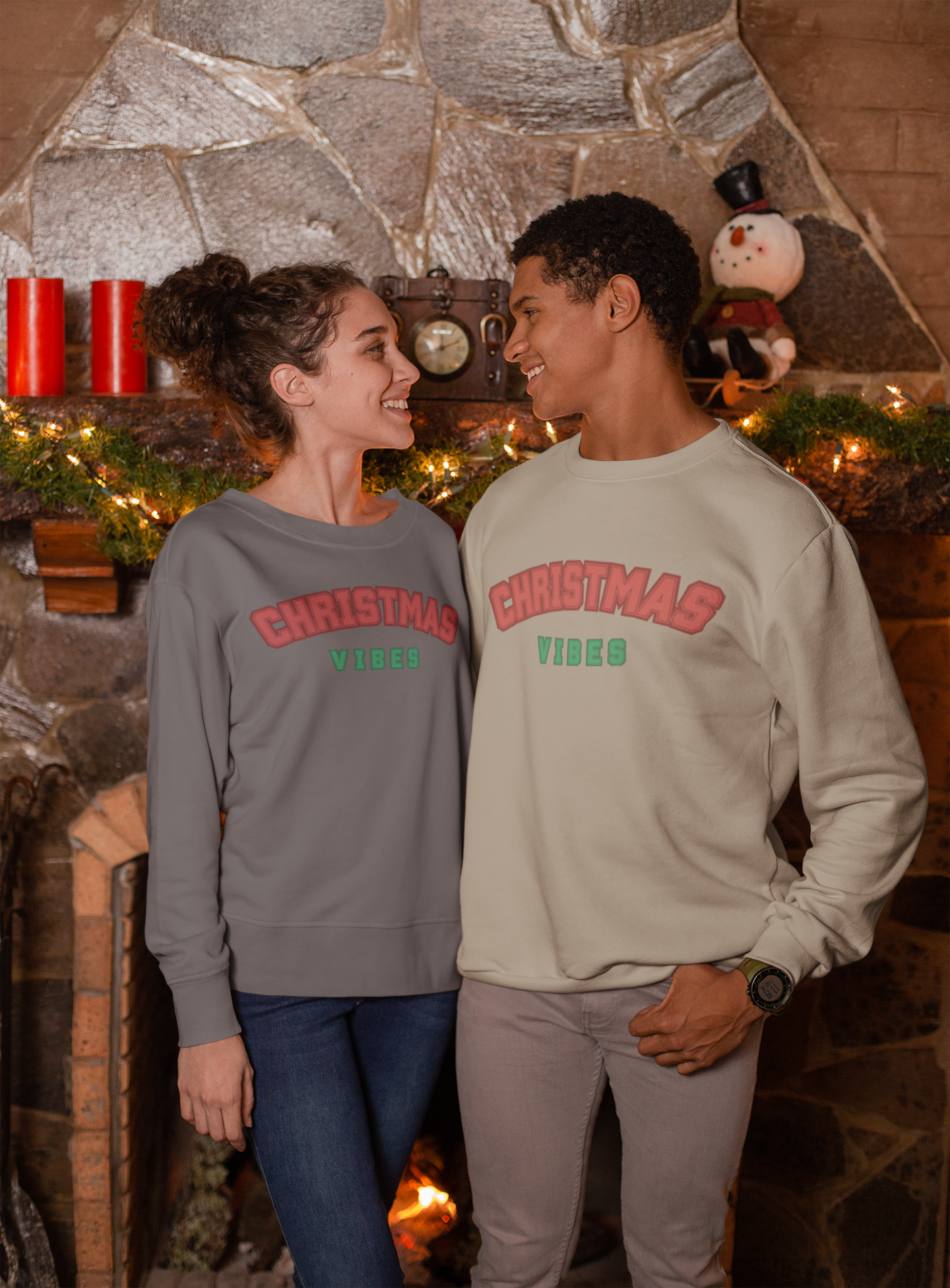 CHRISTMAS VIBES / UNISEX SOFT HOODIE AND CREWNECK PULLOVER SWEATSHIRT